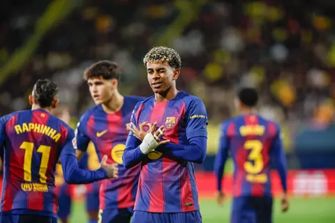 ترتيب الدوري الإسباني.. برشلونة ينفرد بالصدارة وريال مدريد يقلص الفارق